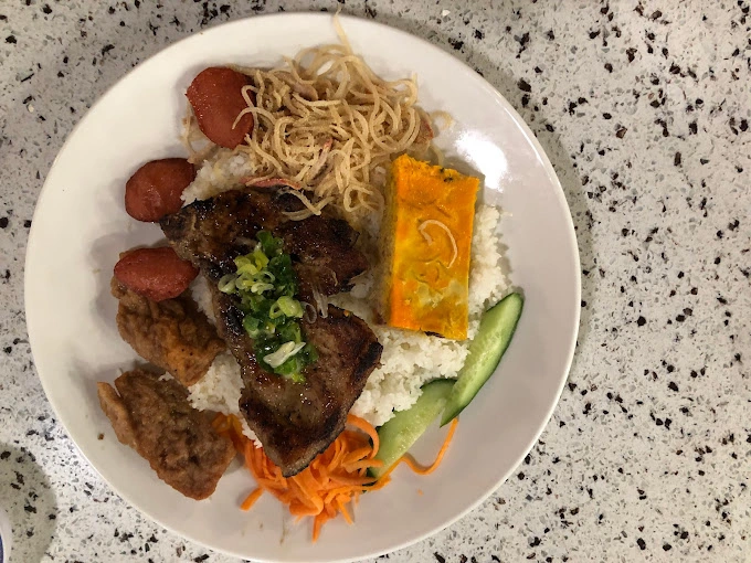 Pho Dinosaur Special beef noodle soup Calgary 17 Ave SE